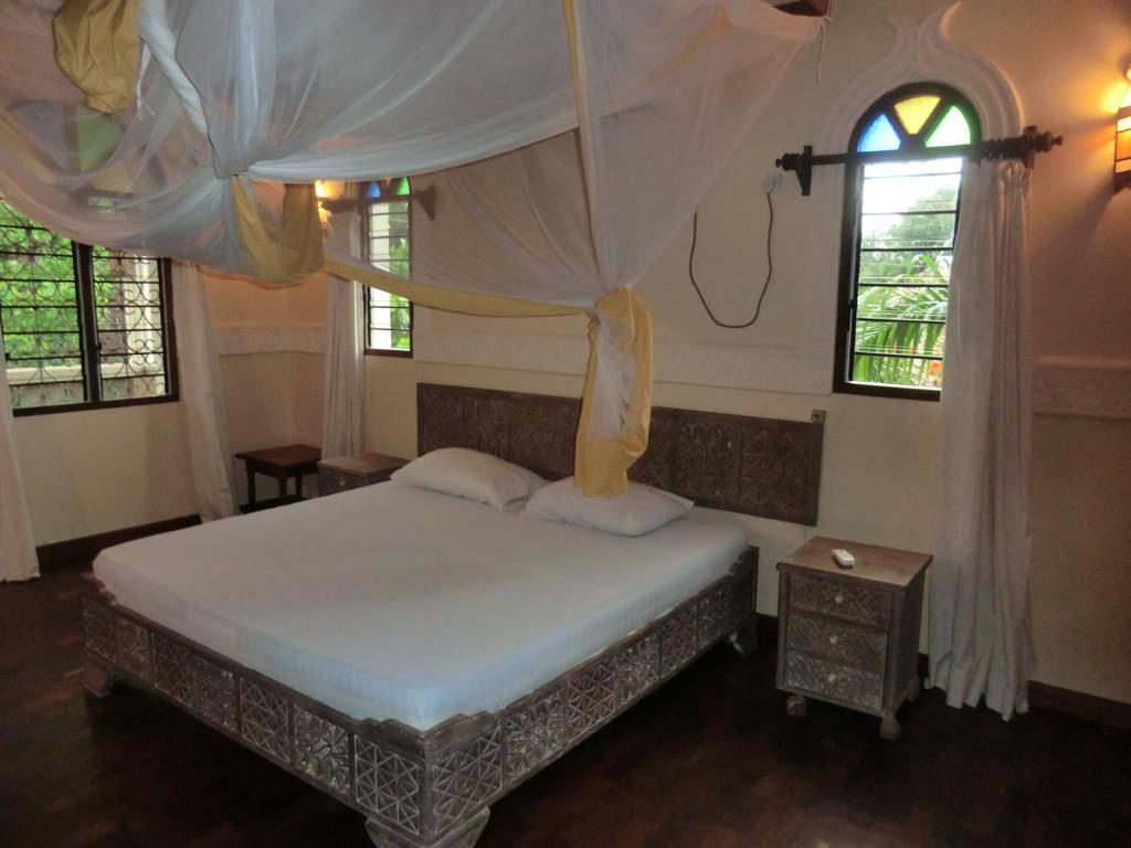 Villa Lamuhouse Diani Beach Zimmer foto