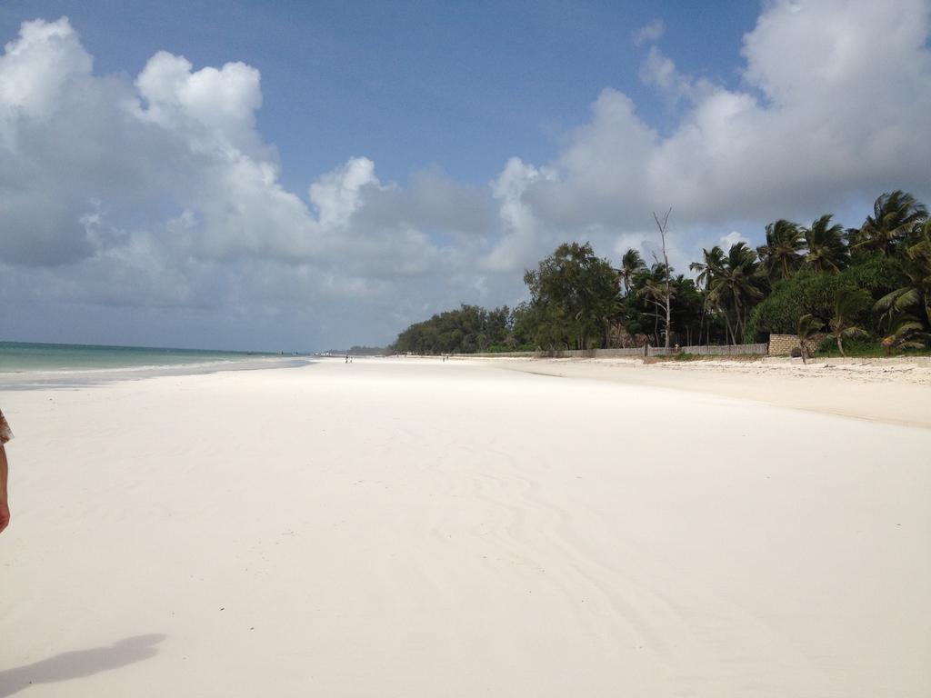 Villa Lamuhouse Diani Beach Exterior foto